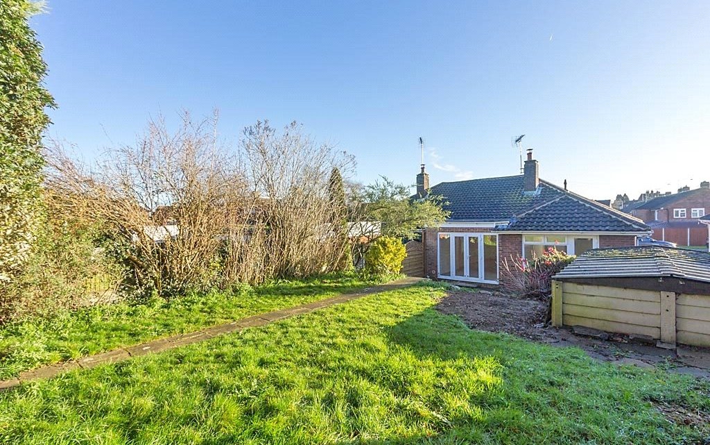 3 Bedroom bungalow for sale in Windsor Drive, Sittingbourne, Kent, ME10 Quealy & Co