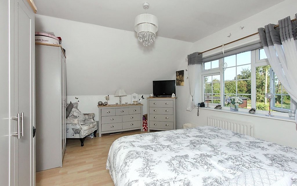 4 Bedroom house for sale in Bell Farm Lane, Minster on Sea, Sheerness