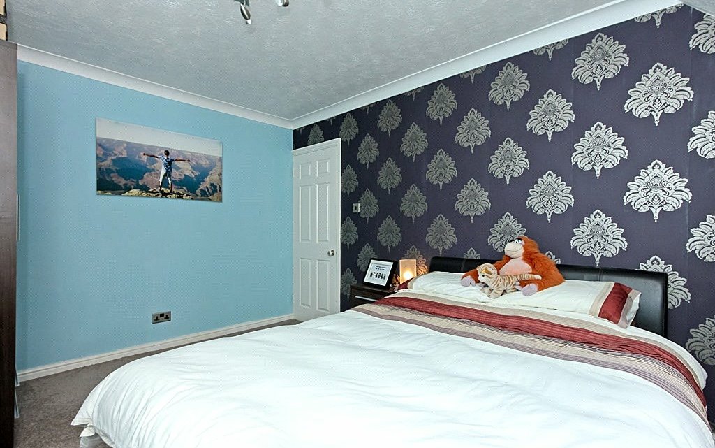 4 Bedroom house for sale in Park Avenue, Sittingbourne, ME10 Quealy & Co