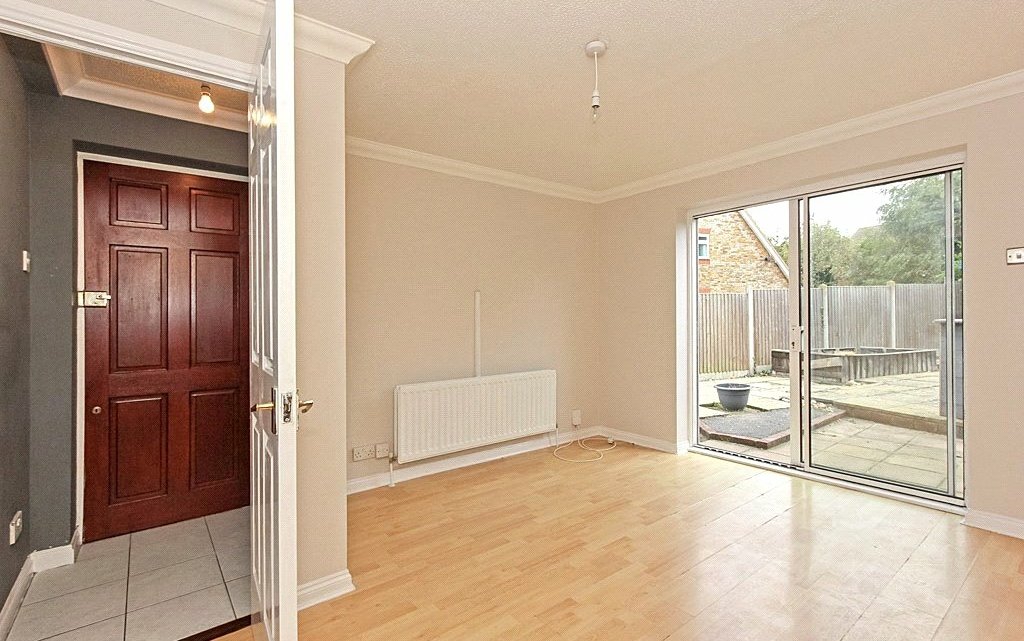 2 Bedroom house to rent in Ferry Road, Iwade, Sittingbourne, Kent, ME9