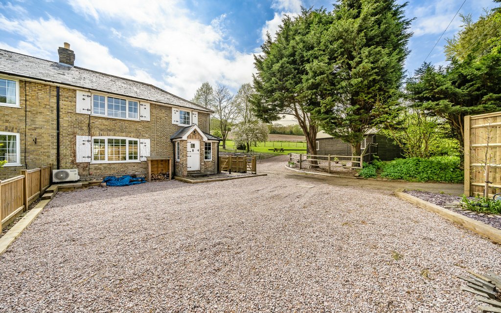 2 Bedroom house for sale in Stockbury Valley, Stockbury, Sittingbourne