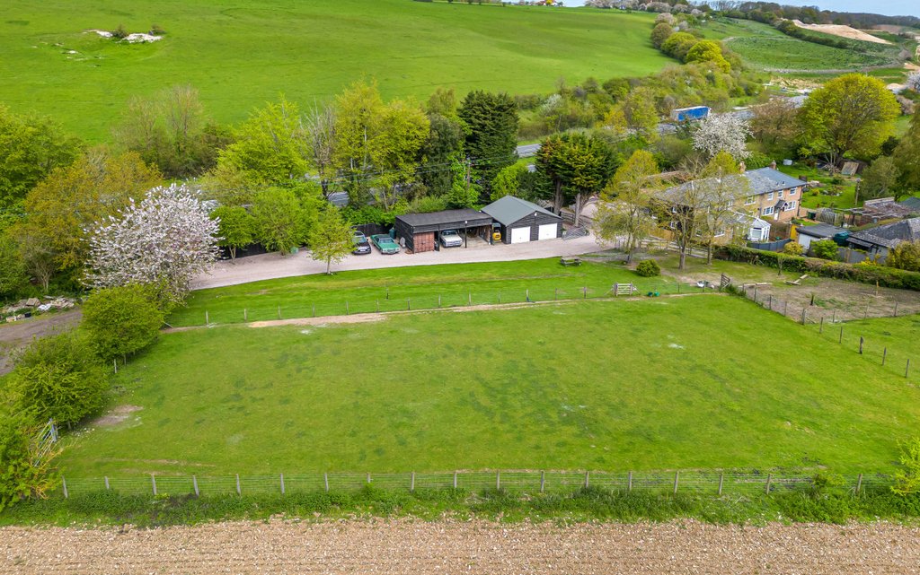 2 Bedroom house for sale in Stockbury Valley, Stockbury, Sittingbourne