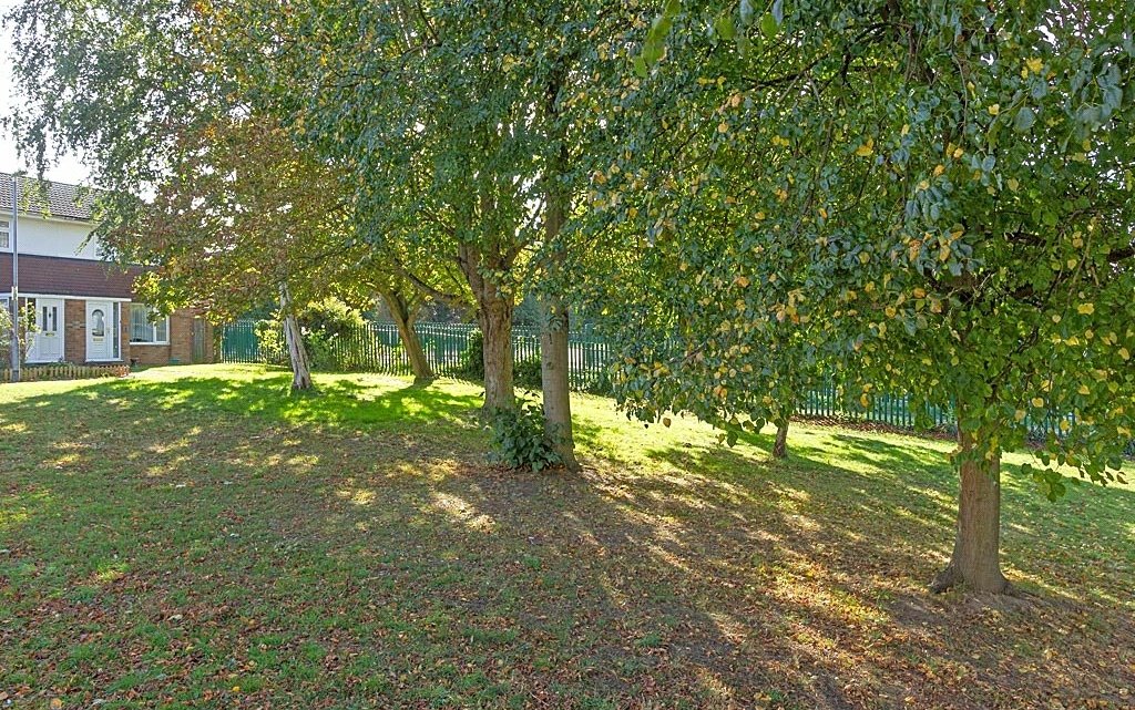 2 Bedroom house for sale in Gladstone Drive, Sittingbourne, Kent, ME10