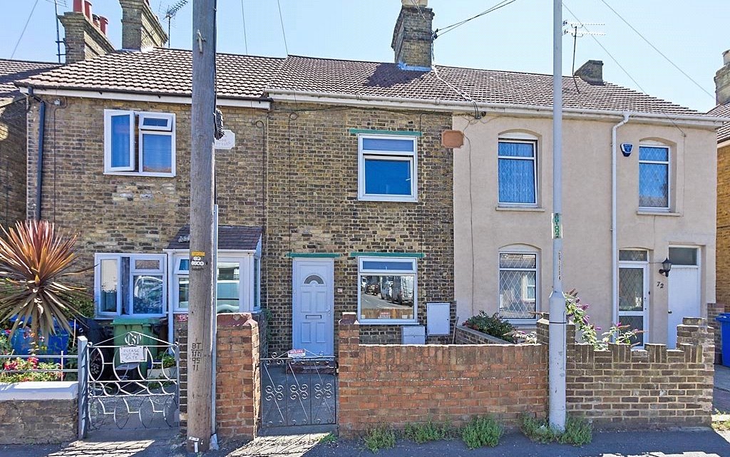 2 Bedroom house for sale in Chalkwell Road, Sittingbourne, Kent, ME10 Quealy & Co