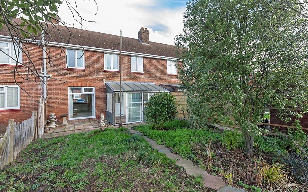 2 Bedroom house for sale in Orchard Place, Sittingbourne, Kent, ME10