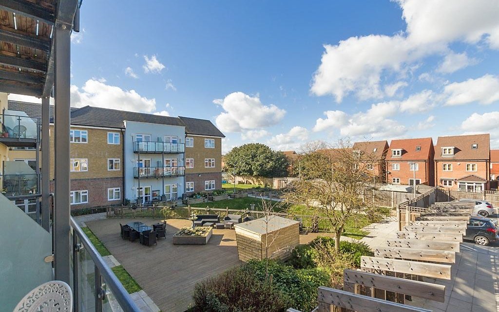 2 Bedroom flat/apartment for sale in North Street, Milton Regis