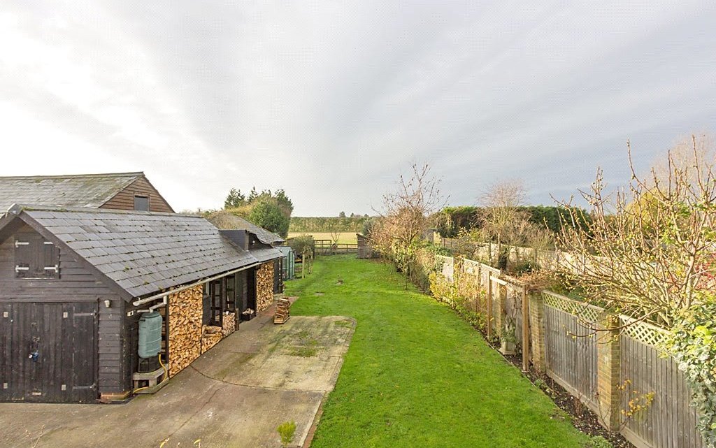 4 Bedroom house for sale in Lewson Street, Norton, Sittingbourne, ME9 Quealy & Co