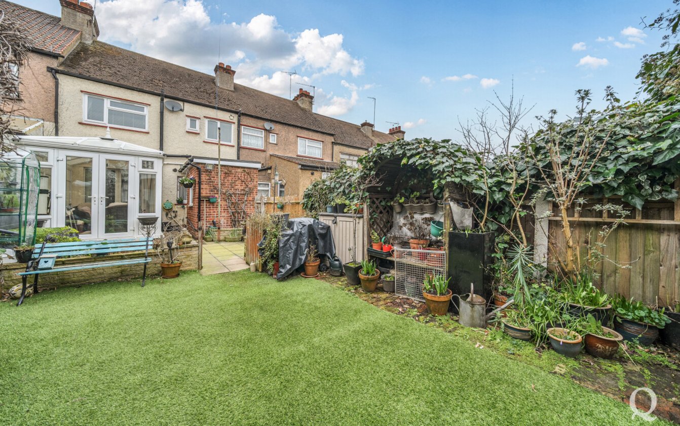 Park Avenue, Northfleet, Gravesend, Kent, DA11, 10012, image-22 - Quealy & Co