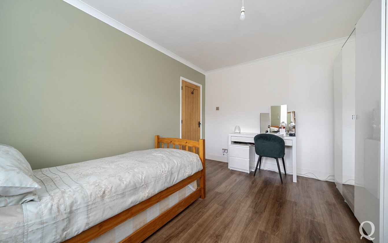 Sterling Road, Sittingbourne, Kent, ME10, 10030, image-15 - Quealy & Co