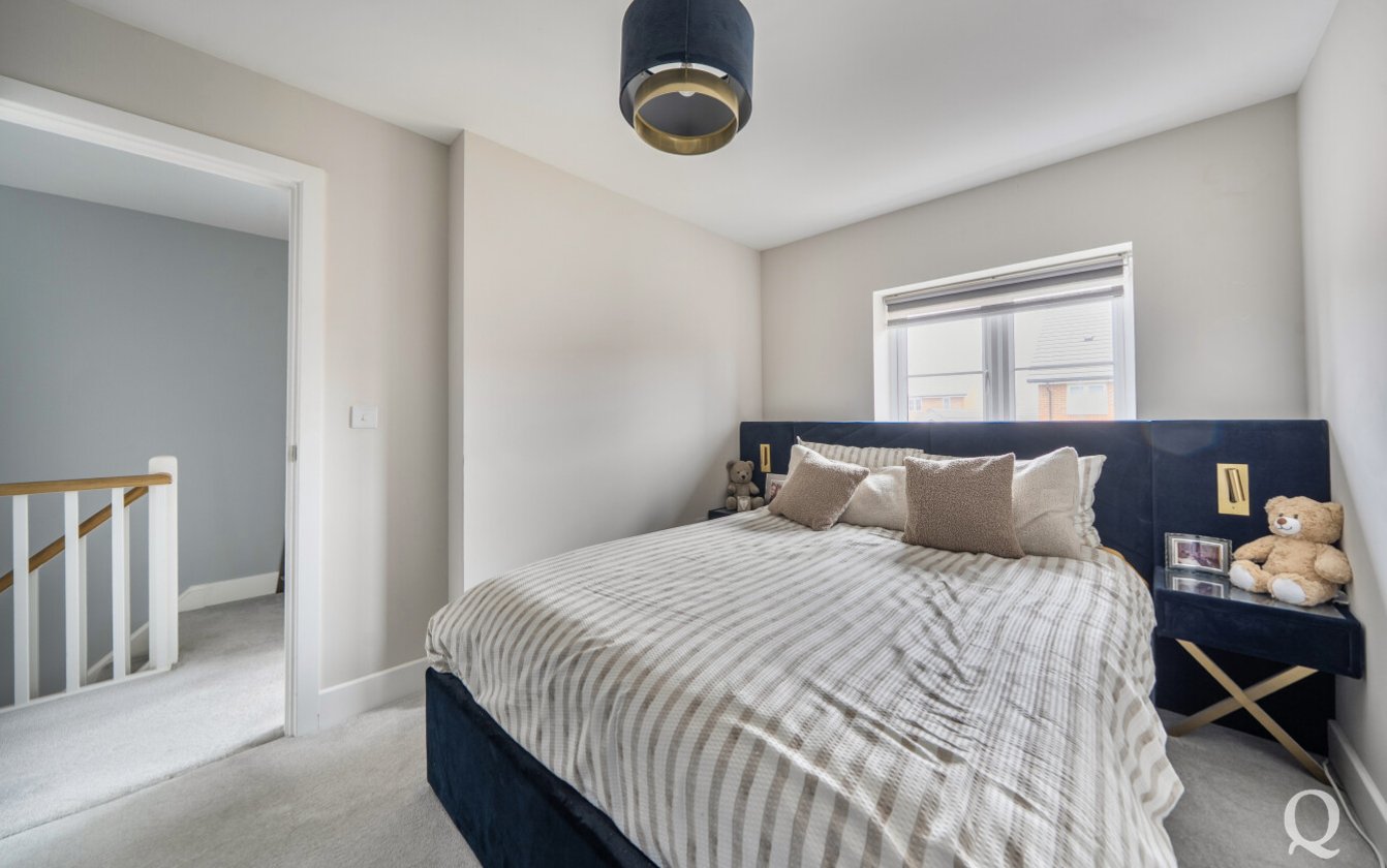 Sunflower Meadow, Minster on Sea, Sheerness, Kent, ME12, 10048, image-17 - Quealy & Co