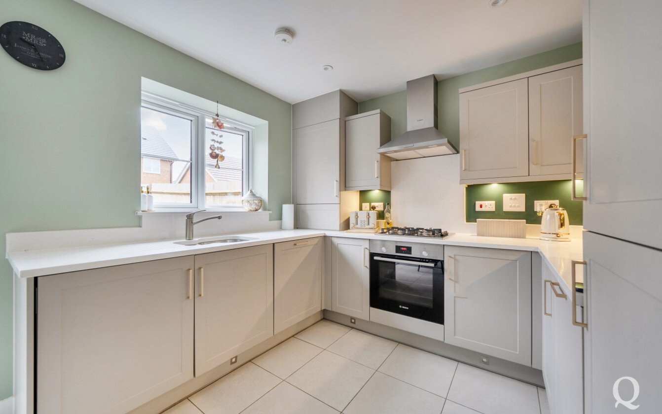 Sunflower Meadow, Minster on Sea, Sheerness, Kent, ME12, 10048, image-12 - Quealy & Co