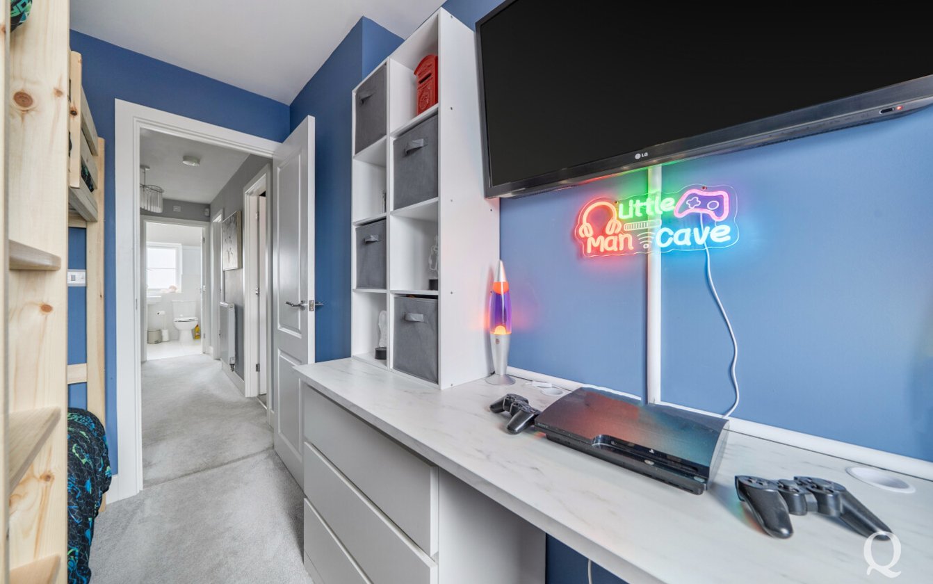 Sunflower Meadow, Minster on Sea, Sheerness, Kent, ME12, 10048, image-19 - Quealy & Co