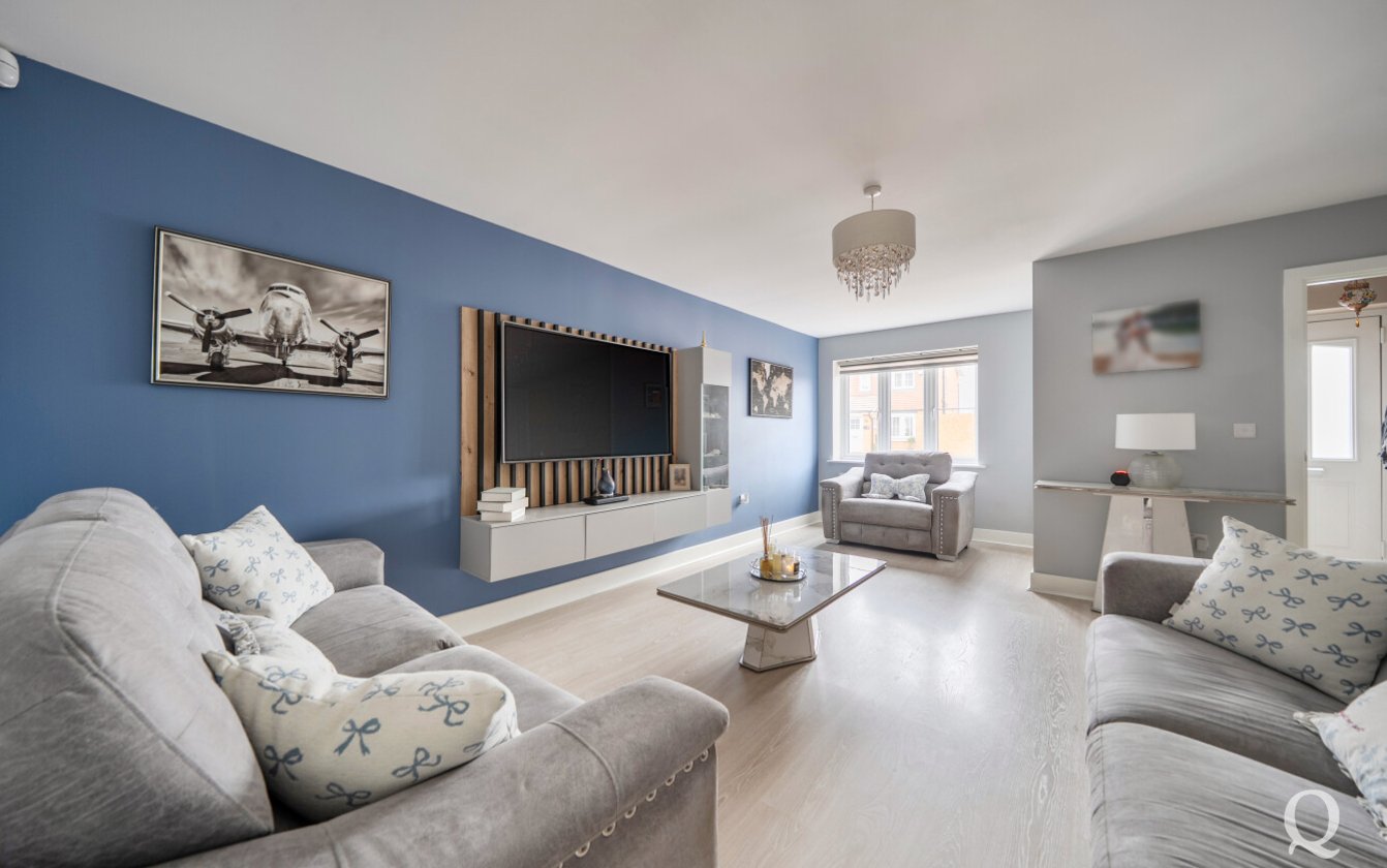 Sunflower Meadow, Minster on Sea, Sheerness, Kent, ME12, 10048, image-2 - Quealy & Co