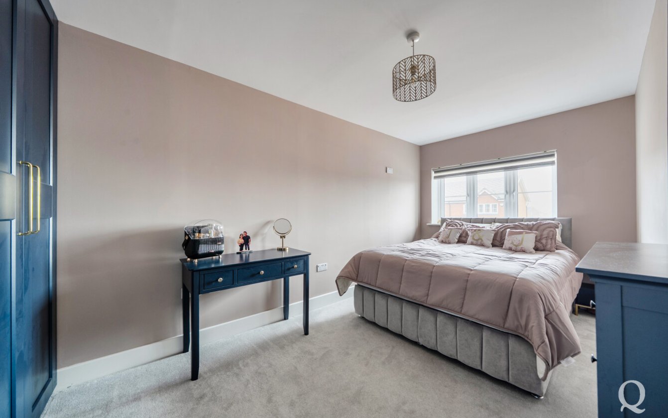 Sunflower Meadow, Minster on Sea, Sheerness, Kent, ME12, 10048, image-5 - Quealy & Co