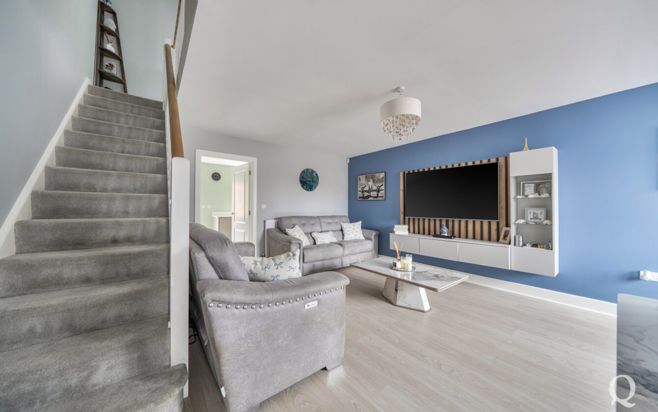 Sunflower Meadow, Minster on Sea, Sheerness, Kent, ME12, 10048, image-10 - Quealy & Co