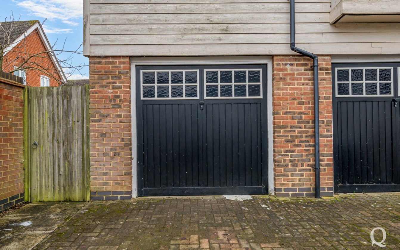 Crocus Drive, Sittingbourne, Kent, ME10, 10075, image-15 - Quealy & Co