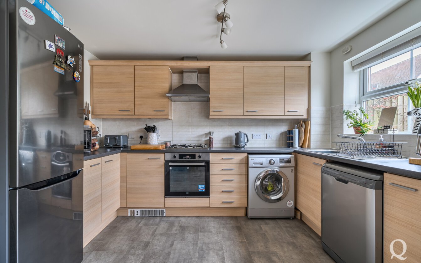 Crocus Drive, Sittingbourne, Kent, ME10, 10075, image-9 - Quealy & Co