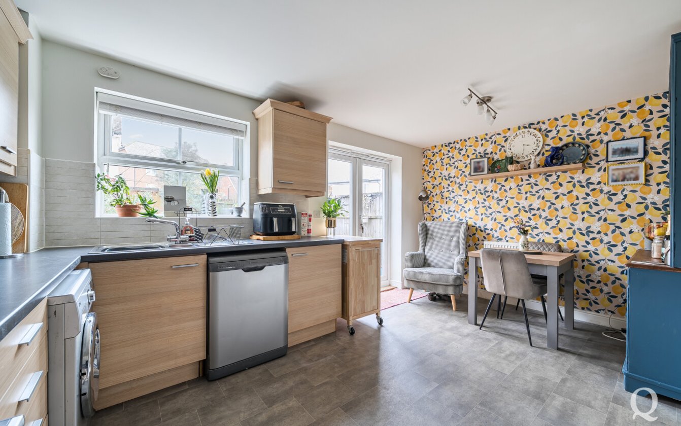 Crocus Drive, Sittingbourne, Kent, ME10, 10075, image-10 - Quealy & Co