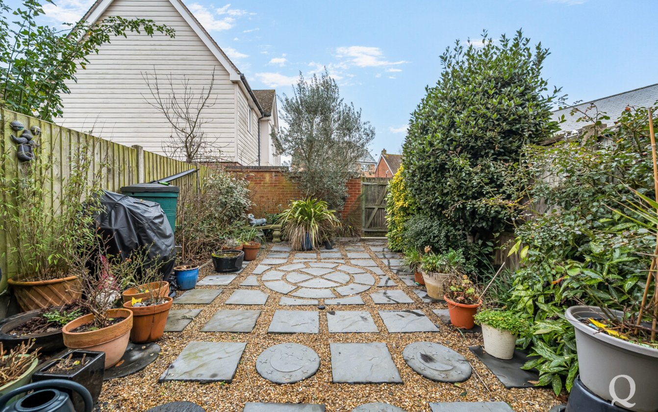 Crocus Drive, Sittingbourne, Kent, ME10, 10075, image-8 - Quealy & Co