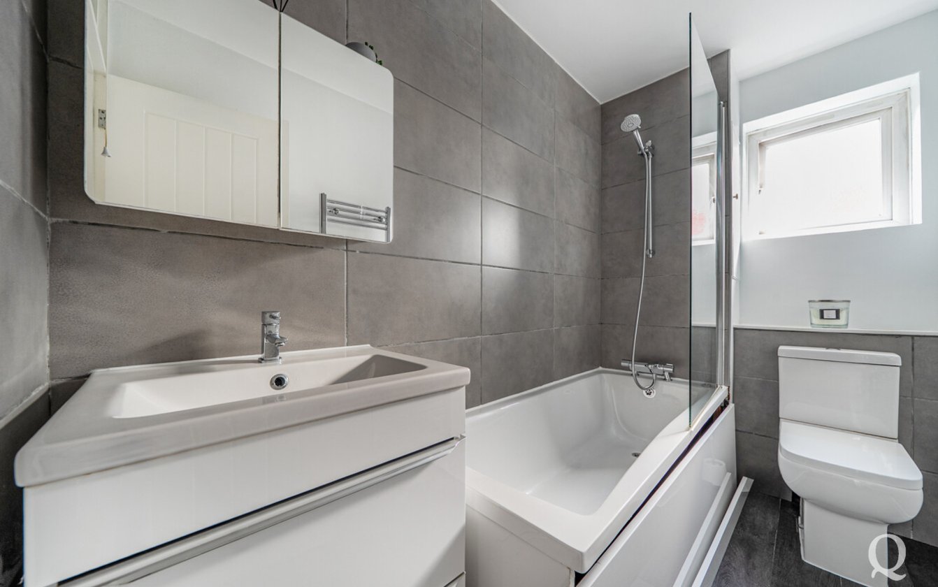 Volante Drive, Sittingbourne, Kent, ME10, 10140, image-18 - Quealy & Co