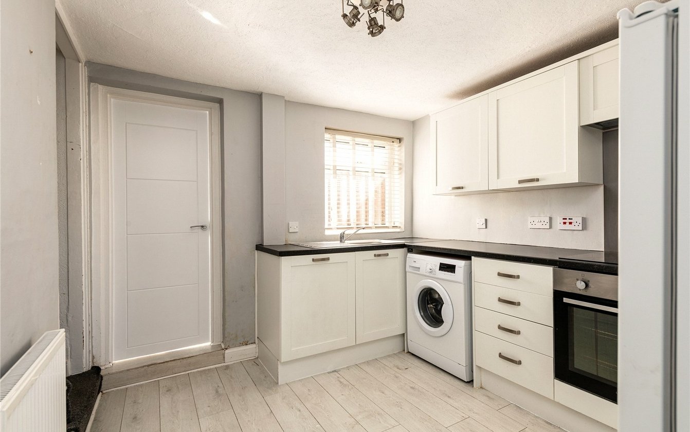 London Road, Sittingbourne, Kent, ME10, 10202, image-11 - Quealy & Co