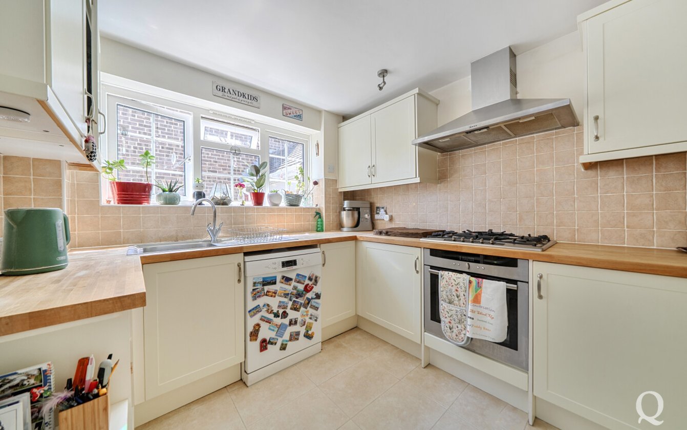 Woodcourt Close, SITTINGBOURNE, Kent, ME10, 10280, image-15 - Quealy & Co
