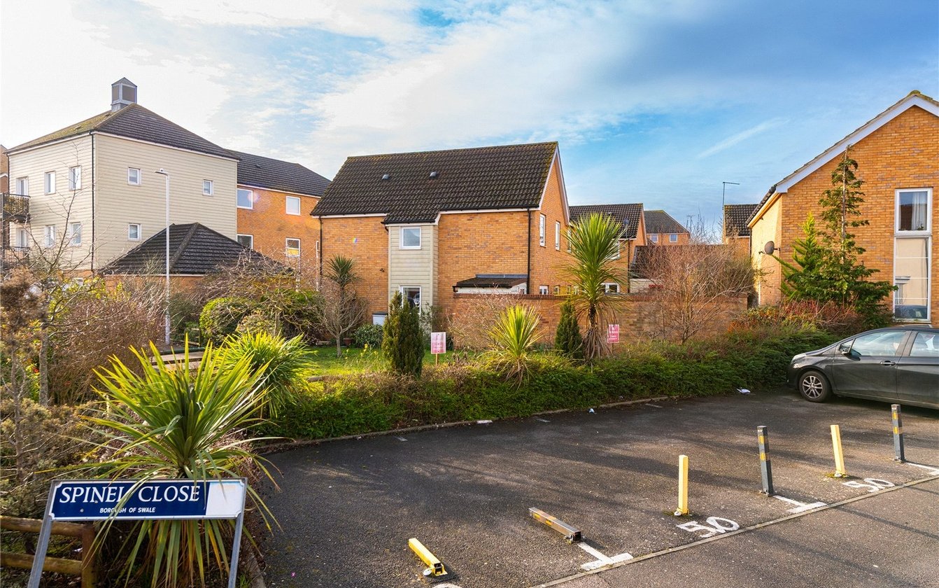 Spinel Close, Sittingbourne, Kent, ME10, 10292, image-13 - Quealy & Co