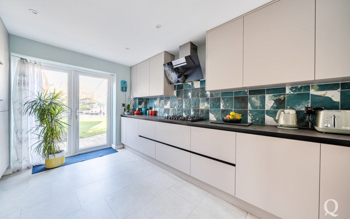 Chetney View, Iwade, Sittingbourne, Kent, ME9, 10313, image-13 - Quealy & Co