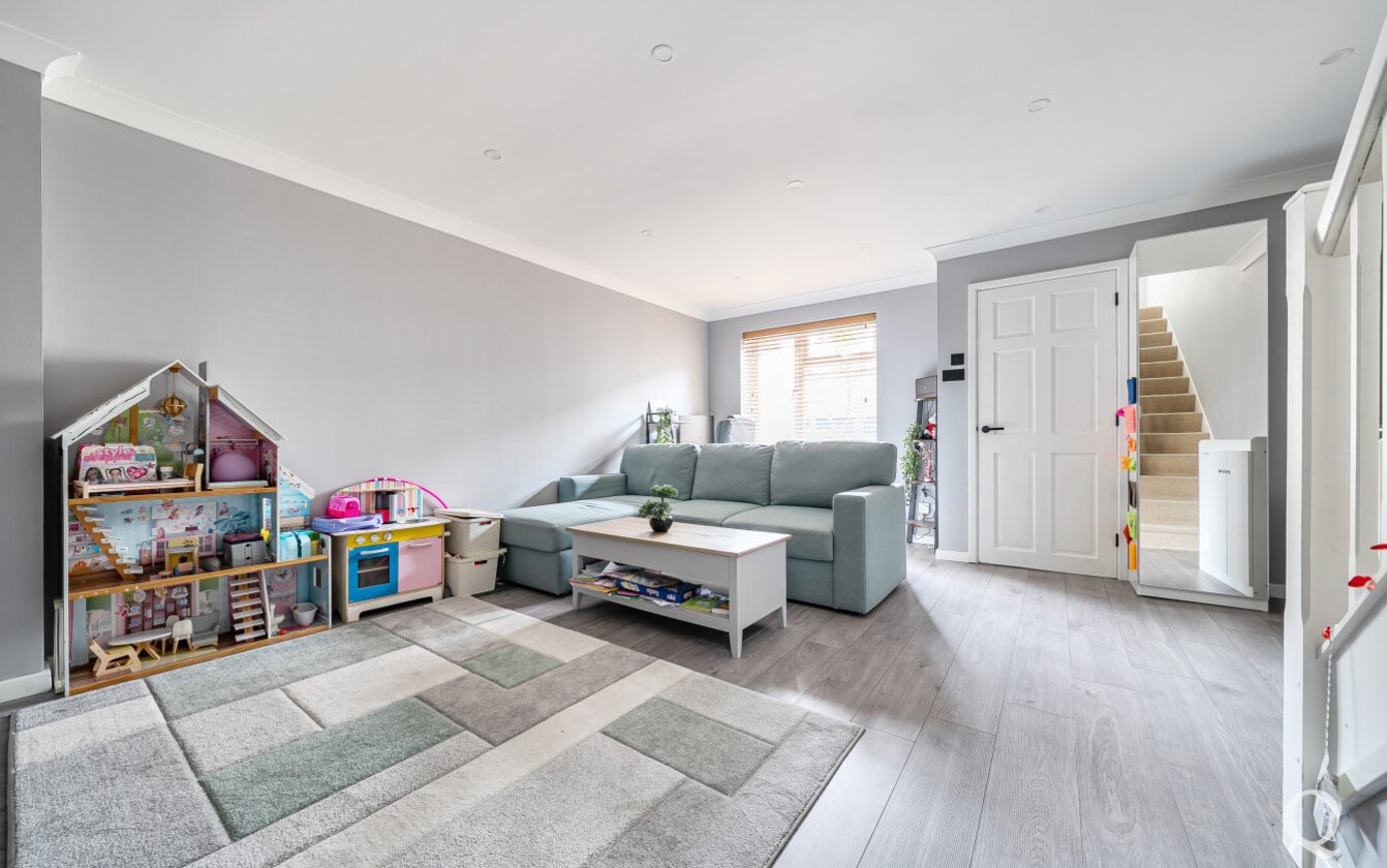 Nativity Close, Sittingbourne, Kent, ME10, 10316, image-5 - Quealy & Co