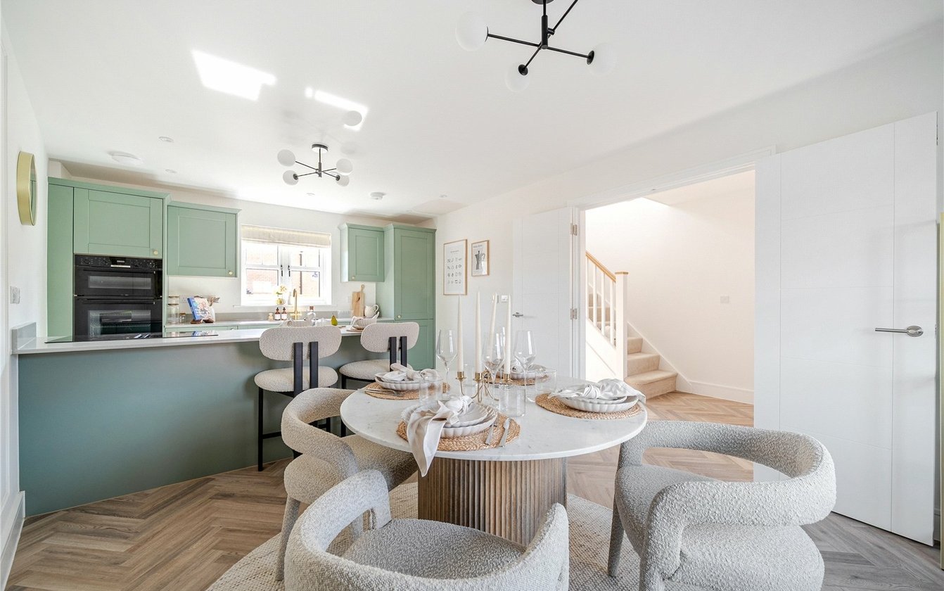 High Street, Newington, Sittingbourne, Kent, ME9, 10320, image-4 - Quealy & Co