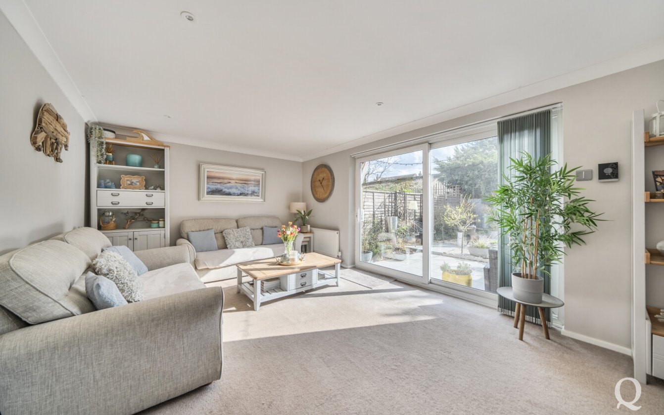 Woodcourt Close, Sittingbourne, Kent, ME10, 10344, image-2 - Quealy & Co