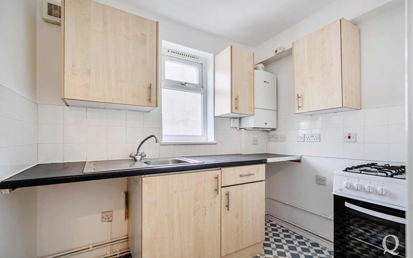 Station Road, Rainham, Gillingham, Kent, ME8, 10382, image-13 - Quealy & Co