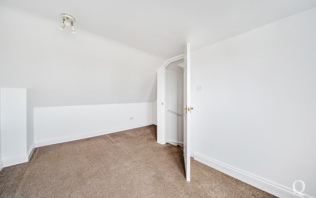 Station Road, Rainham, Gillingham, Kent, ME8, 10382, image-15 - Quealy & Co