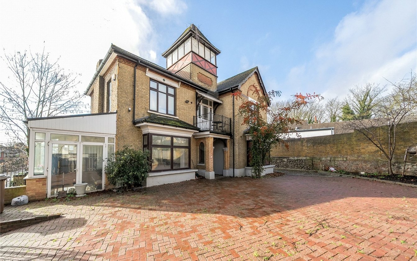 London Road, Rochester, Kent, ME2, 10389, image-1 - Quealy & Co