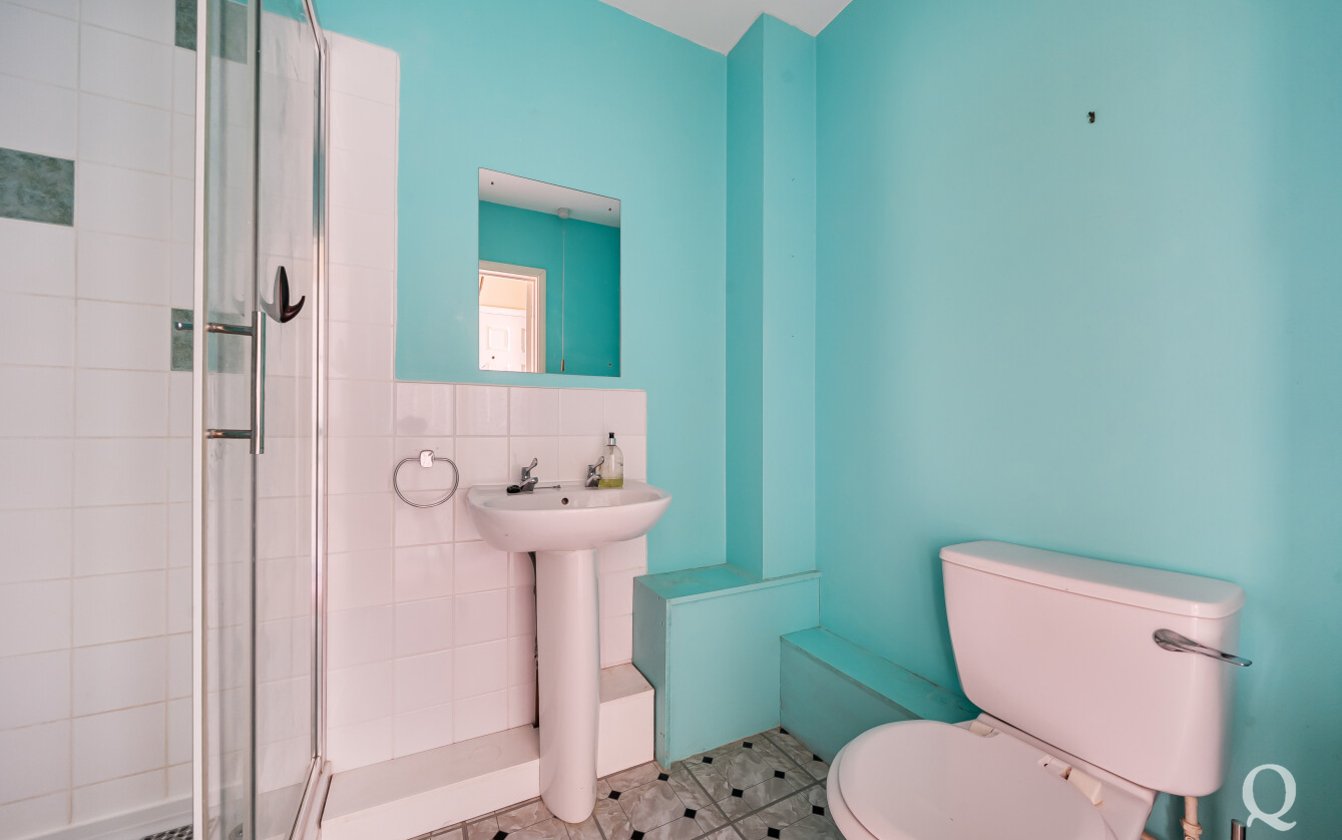 West Lane, Sittingbourne, Kent, ME10, 10425, image-11 - Quealy & Co