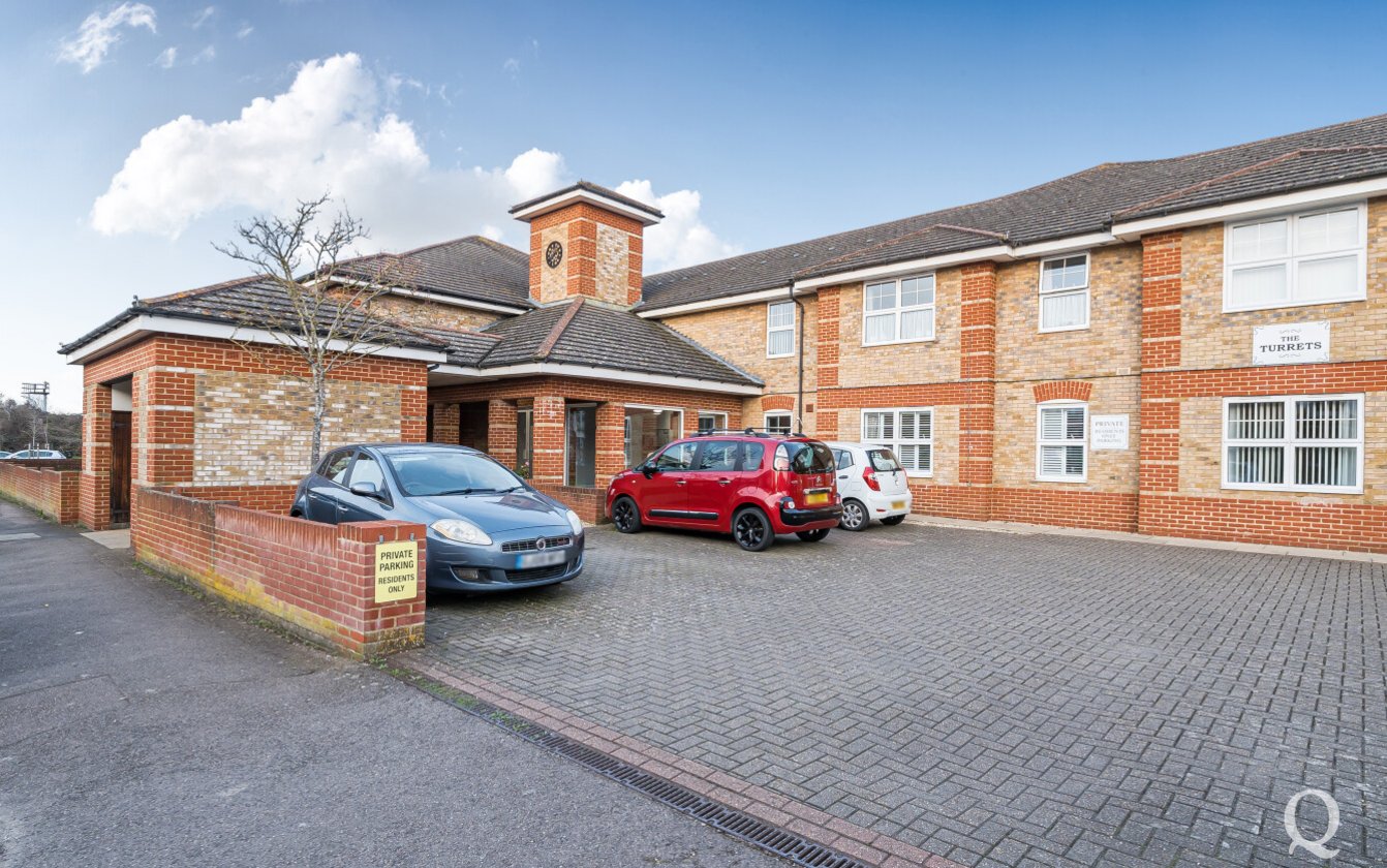 West Lane, Sittingbourne, Kent, ME10, 10425, image-1 - Quealy & Co