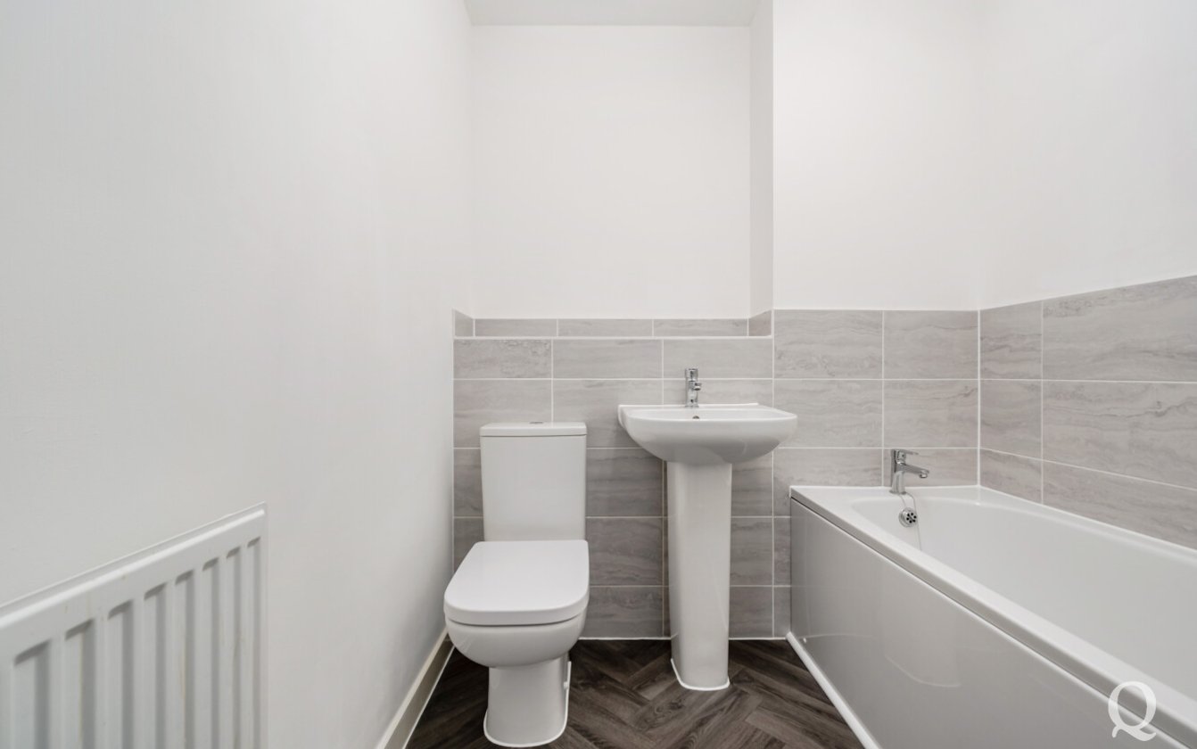 Eastwood Chase, Rainham, Gillingham, ME8, 10434, image-11 - Quealy & Co