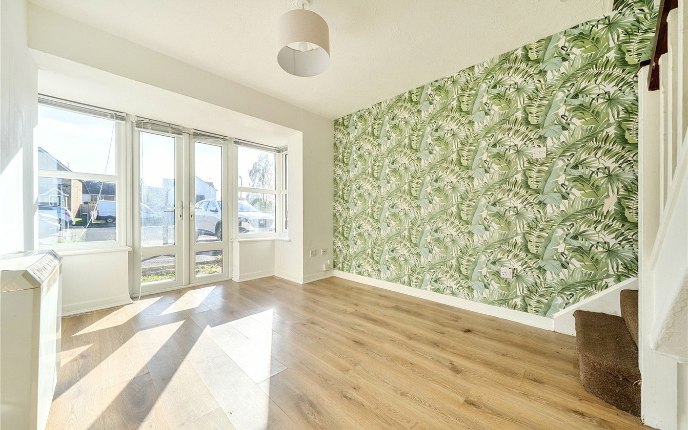 Yeates Drive, Kemsley, Sittingbourne, Kent, ME10, 10446, image-2 - Quealy & Co