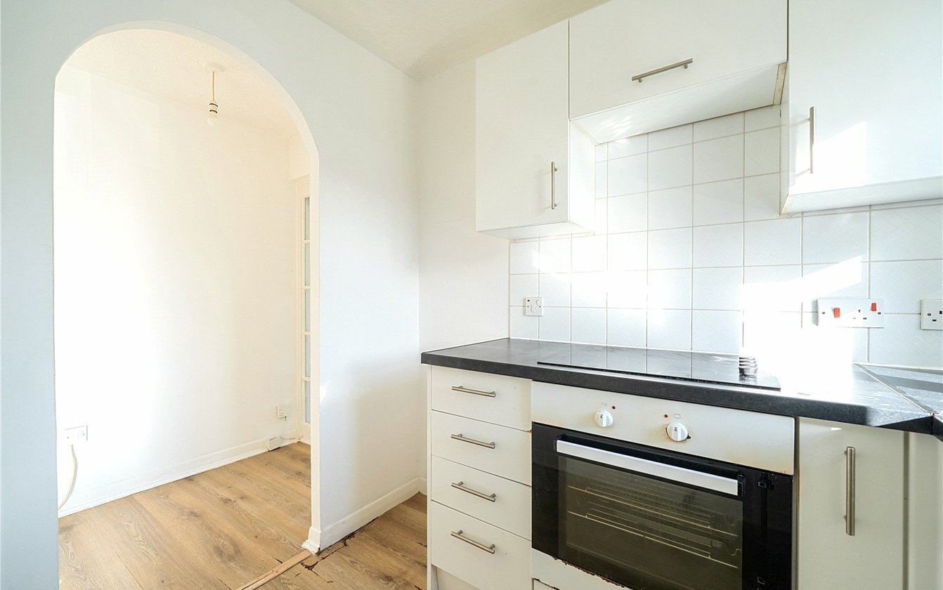 Yeates Drive, Kemsley, Sittingbourne, Kent, ME10, 10446, image-4 - Quealy & Co
