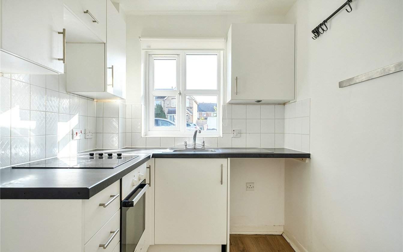 Yeates Drive, Kemsley, Sittingbourne, Kent, ME10, 10446, image-6 - Quealy & Co