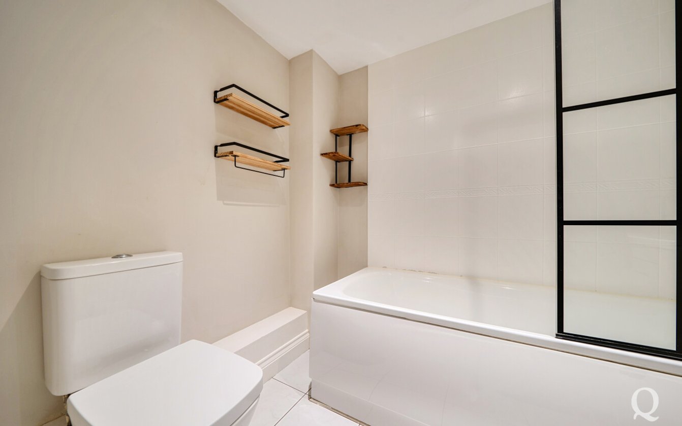 London Road, Teynham, Sittingbourne, Kent, ME9, 10465, image-6 - Quealy & Co