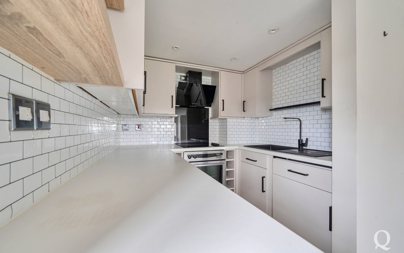 London Road, Teynham, Sittingbourne, Kent, ME9, 10465, image-2 - Quealy & Co