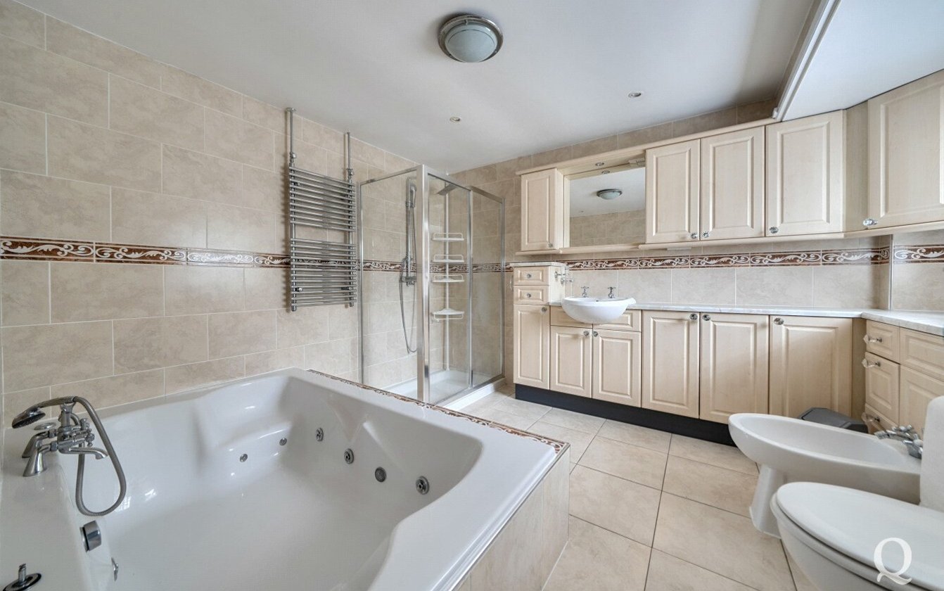 Plough Road, Eastchurch, Sheerness, Kent, ME12, 10469, image-17 - Quealy & Co