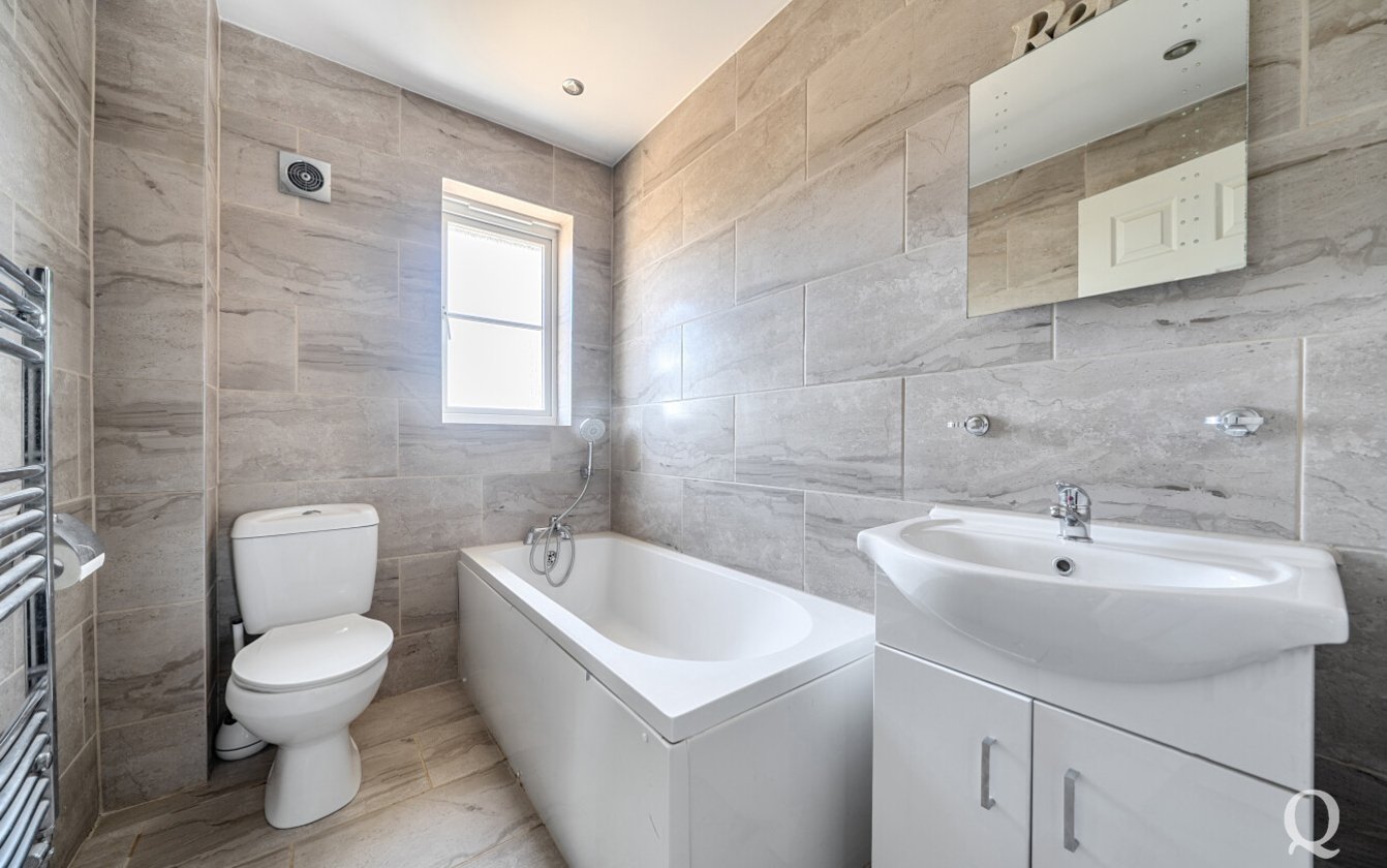 Monarch Drive, Kemsley, Sittingbourne, Kent, ME10, 10554, image-8 - Quealy & Co