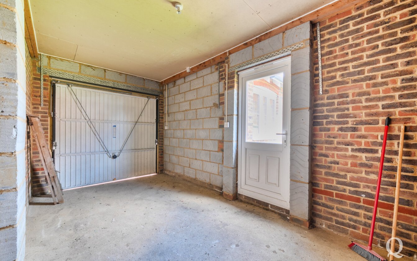 Sharfleet Crescent, Iwade, Sittingbourne, Kent, ME9, 10590, image-22 - Quealy & Co