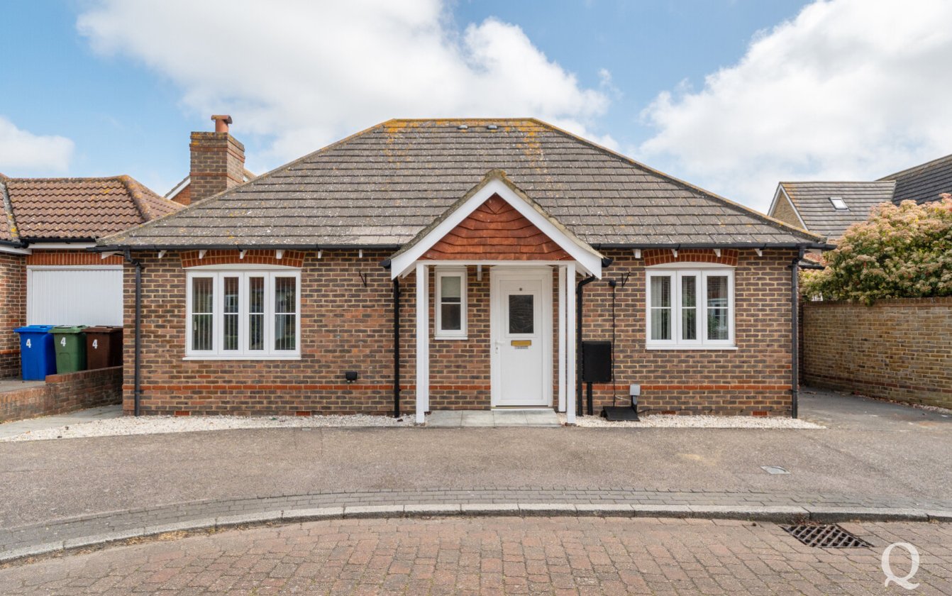 Sharfleet Crescent, Iwade, Sittingbourne, Kent, ME9, 10590, image-26 - Quealy & Co