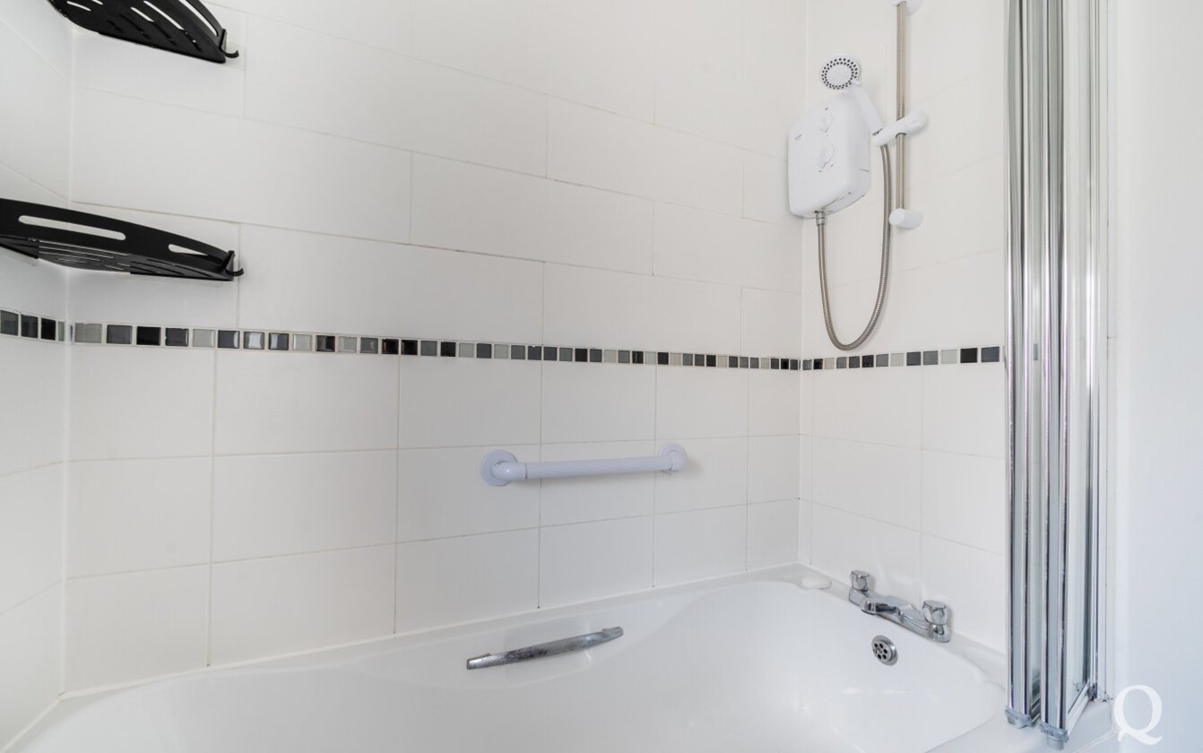 Sharfleet Crescent, Iwade, Sittingbourne, Kent, ME9, 10590, image-18 - Quealy & Co