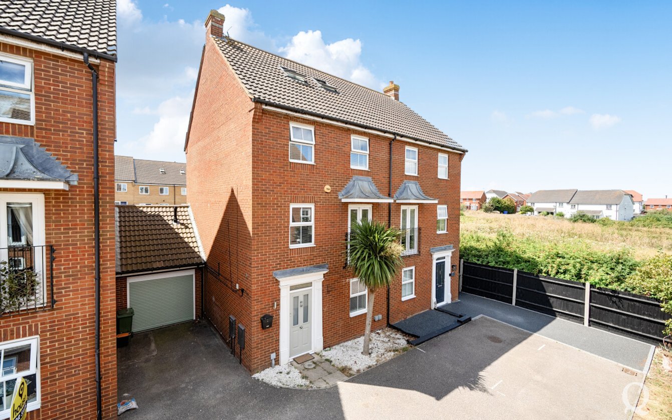 Mimosa Avenue, Minster on Sea, Sheerness, Kent, ME12, 10593, image-1 - Quealy & Co