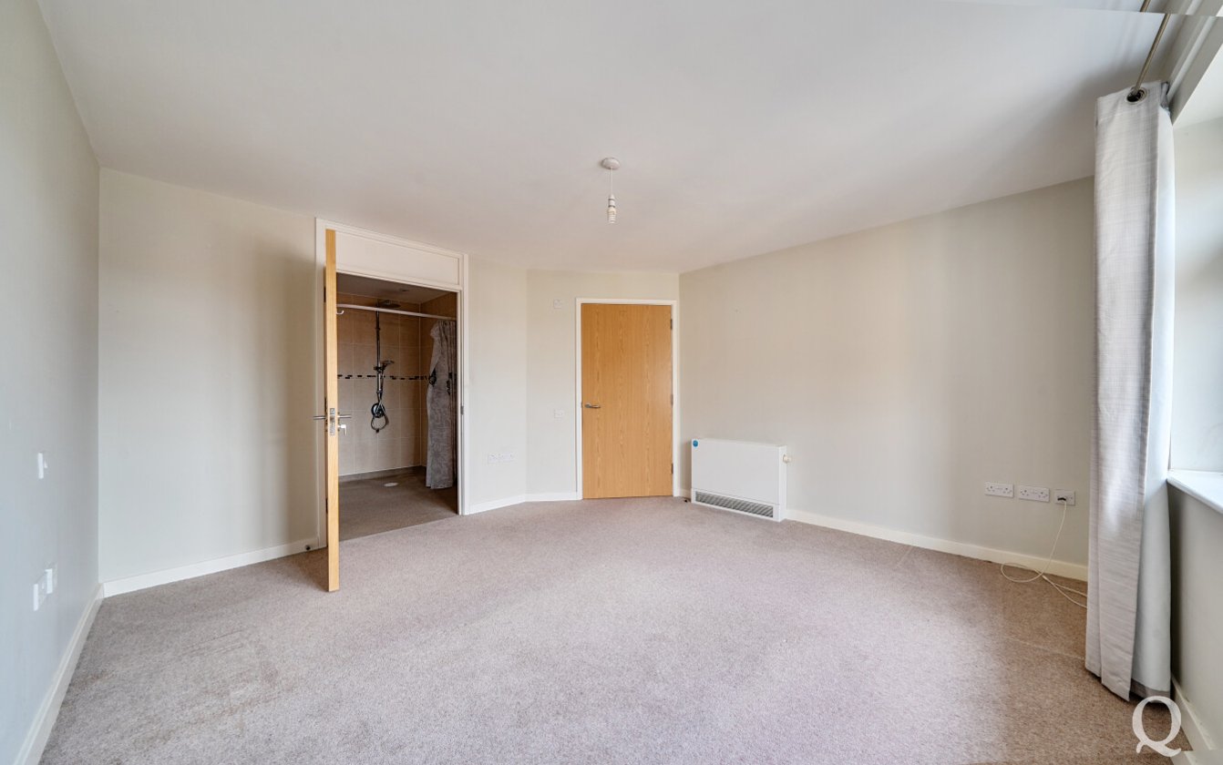 North Street, Milton Regis, Sittingbourne, Kent, ME10, 10604, image-7 - Quealy & Co