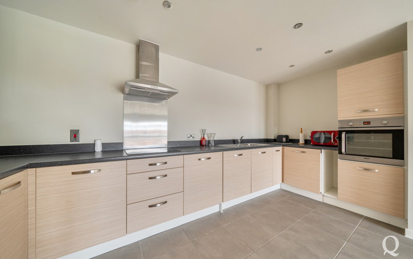 North Street, Milton Regis, Sittingbourne, Kent, ME10, 10604, image-2 - Quealy & Co